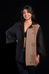 Blazer Unisex de Paño con Telar a Cintura - Iconografía de Amazonas