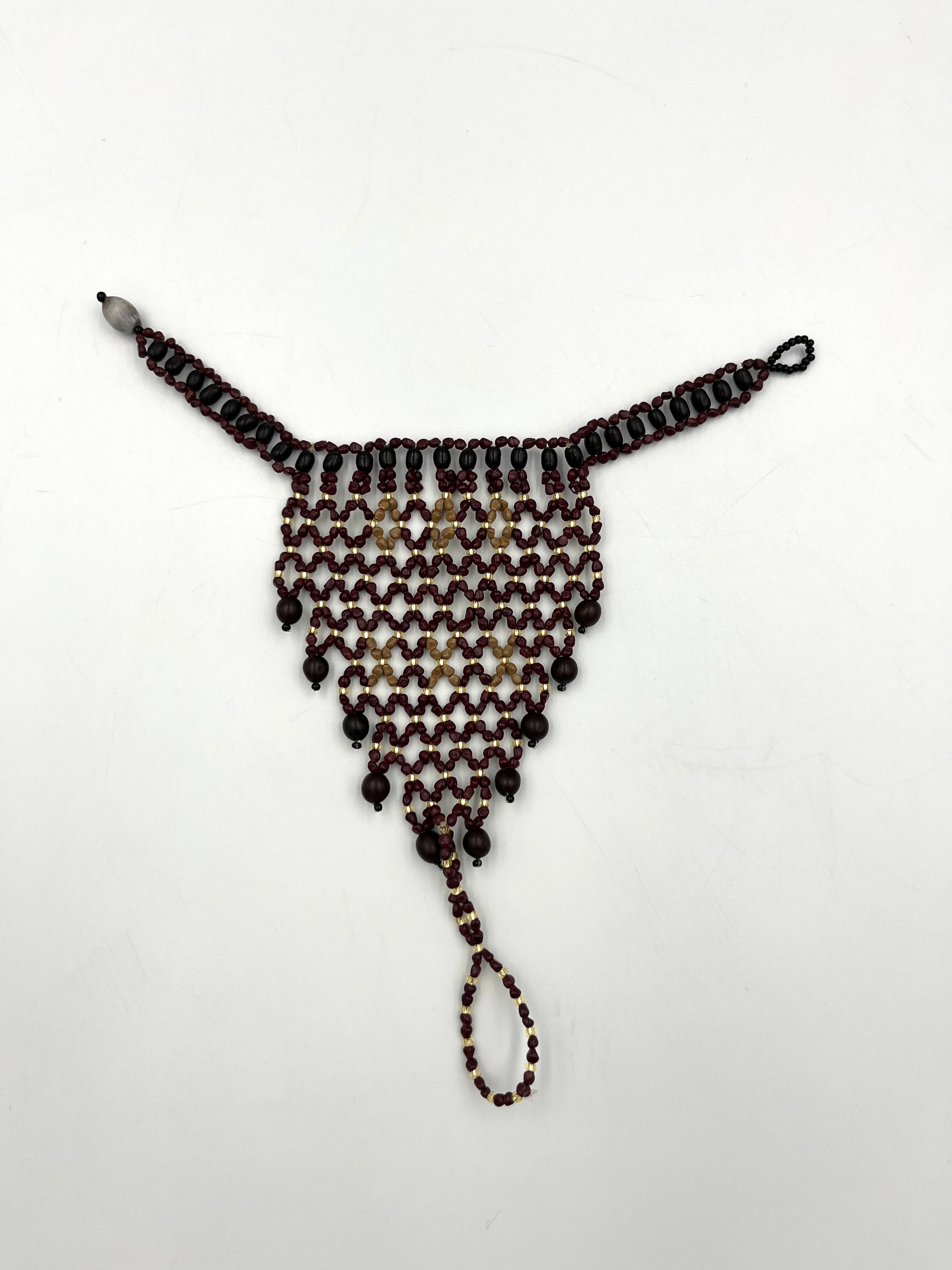 Pulsera Catarata Achira y Mostacilla - Diseño Triangular con Conexión Dedo