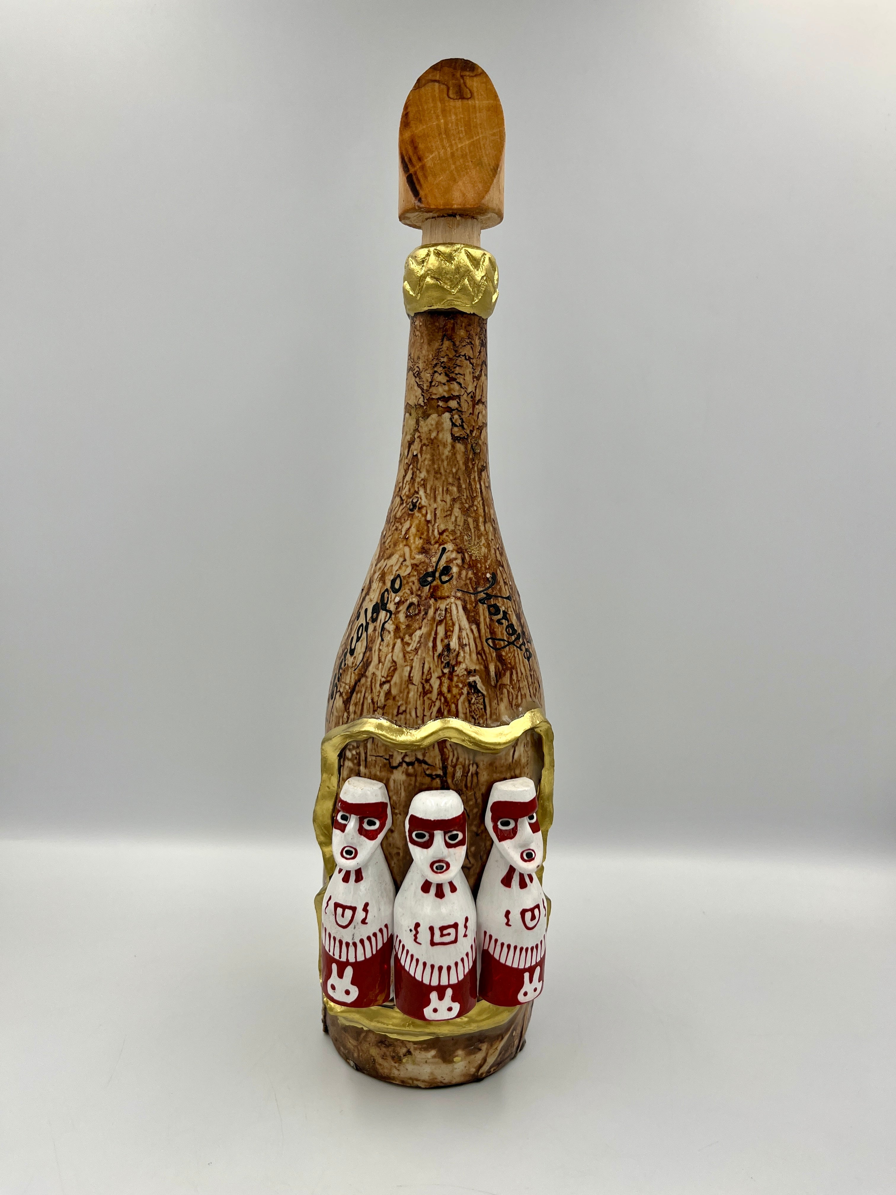 Botella decorativa 750 ml – Sarcófagos de Karajía