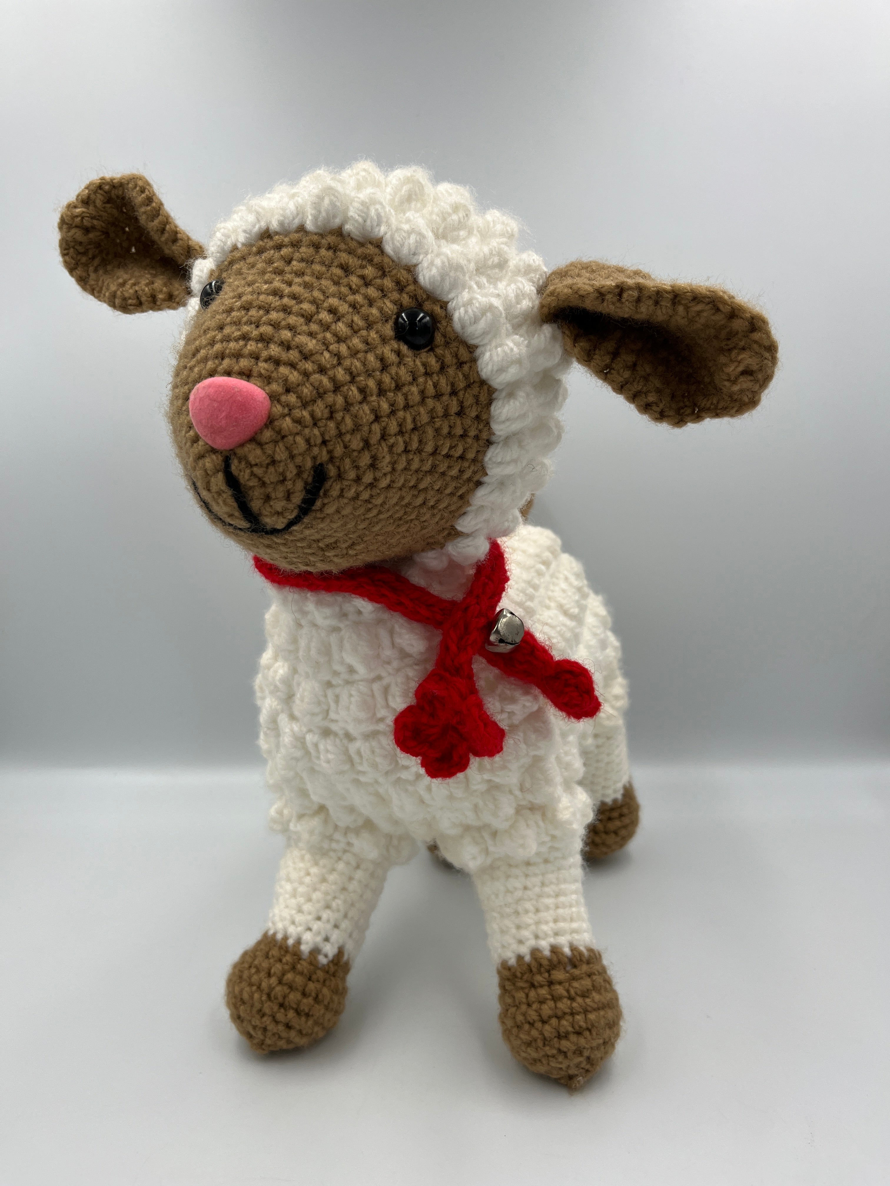 Oveja Amigurumi Tejida a Mano en Algodón