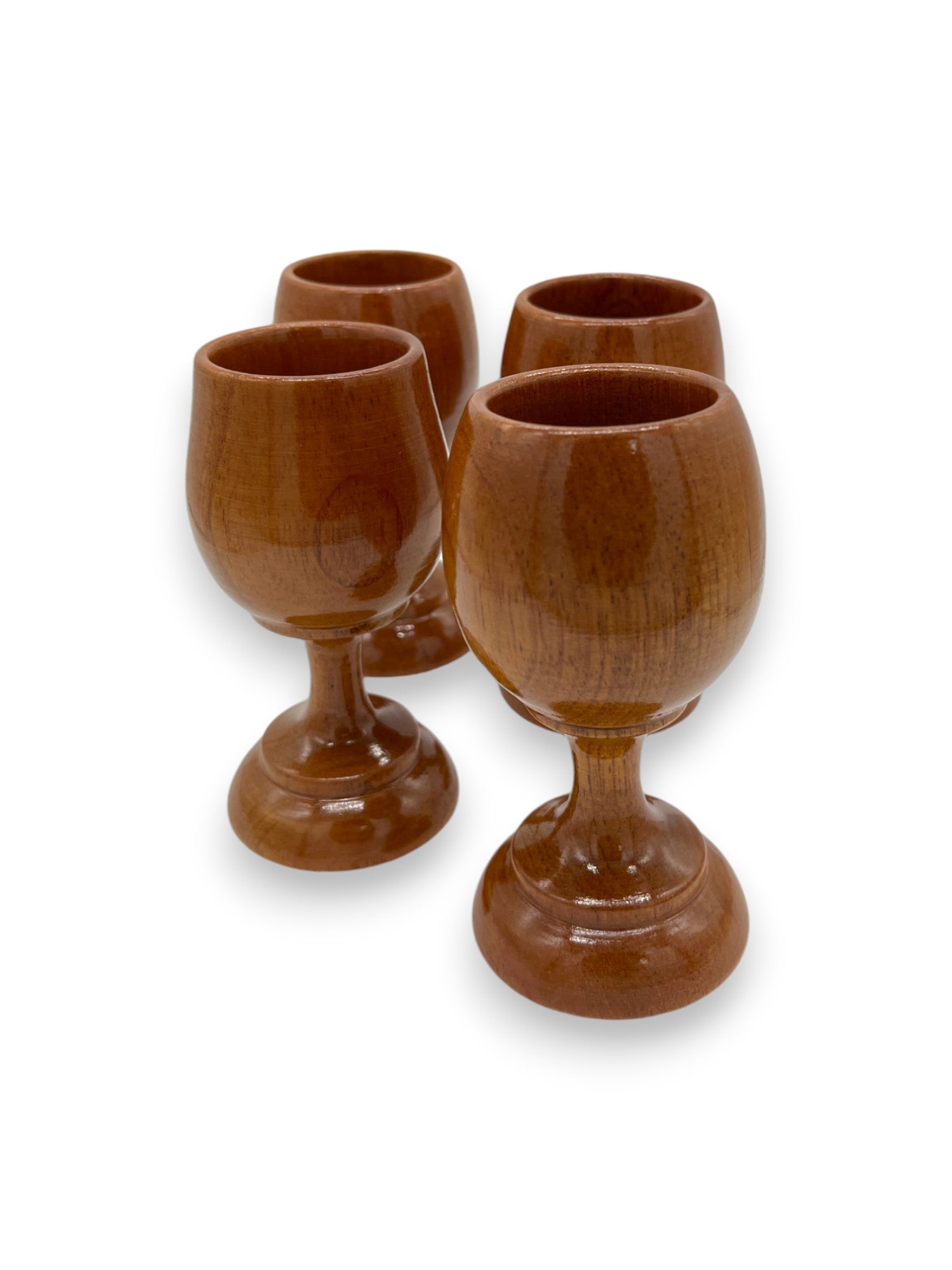 Juego de 04 Copas de Madera Cedro