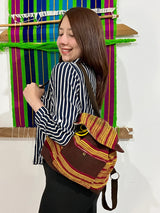 Mochila Artesanal en Telar de Cintura con Hilo Industrial – Colores Marrón, Amarillo y Guinda