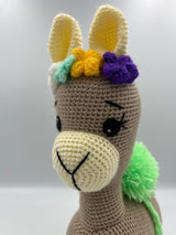 Llamita Amigurumi con Pompón – Tejida a Mano en Algodón