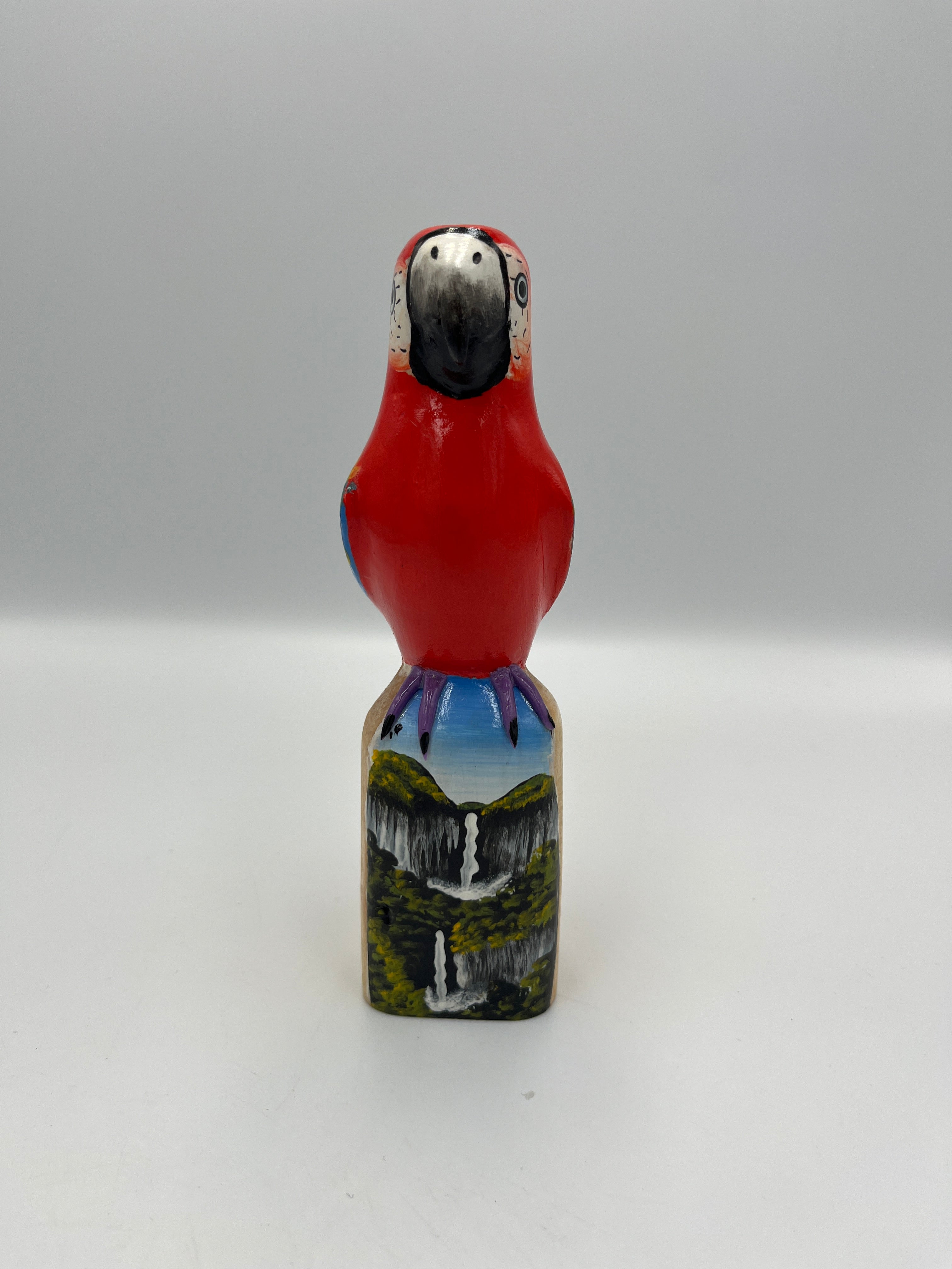 Guacamayo Rojo Decorativo de Madera – Pintado a Mano