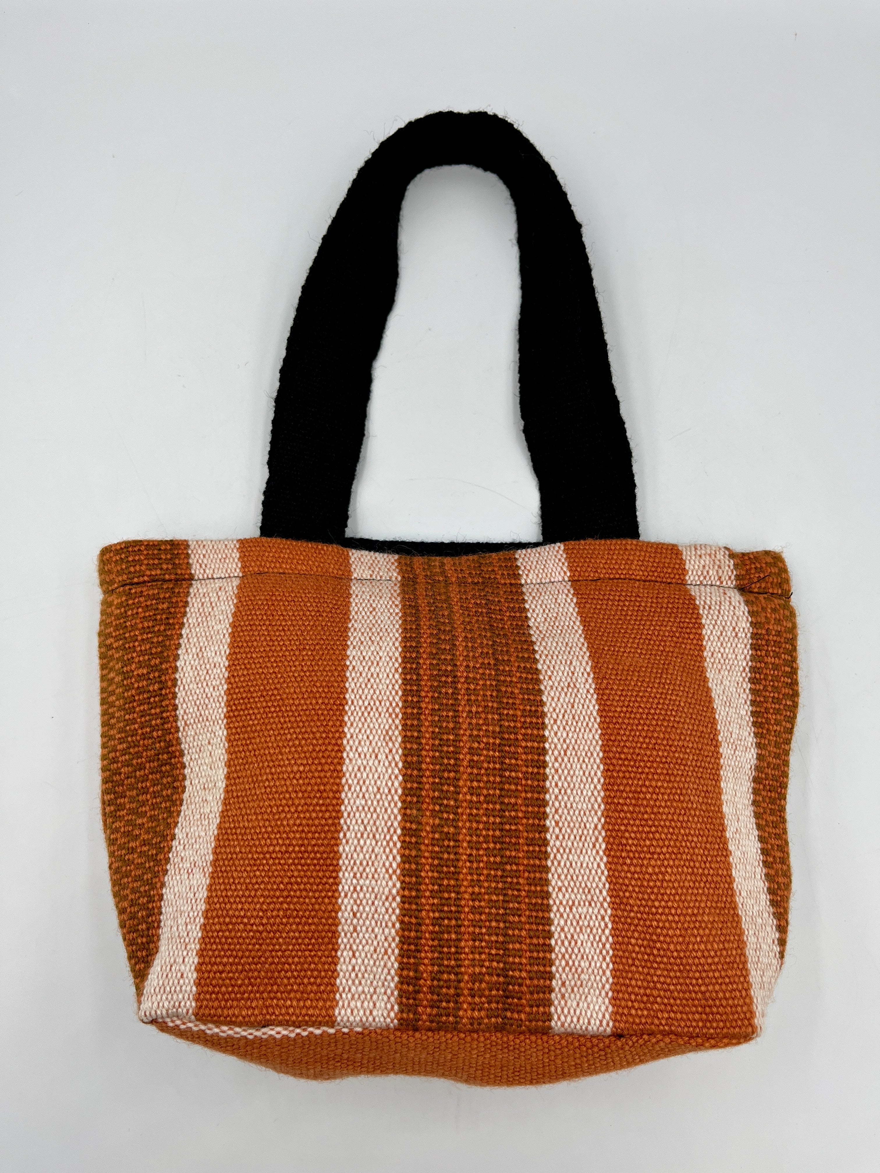 Cartera de Mano en Telar a Cintura – Hecha a Mano