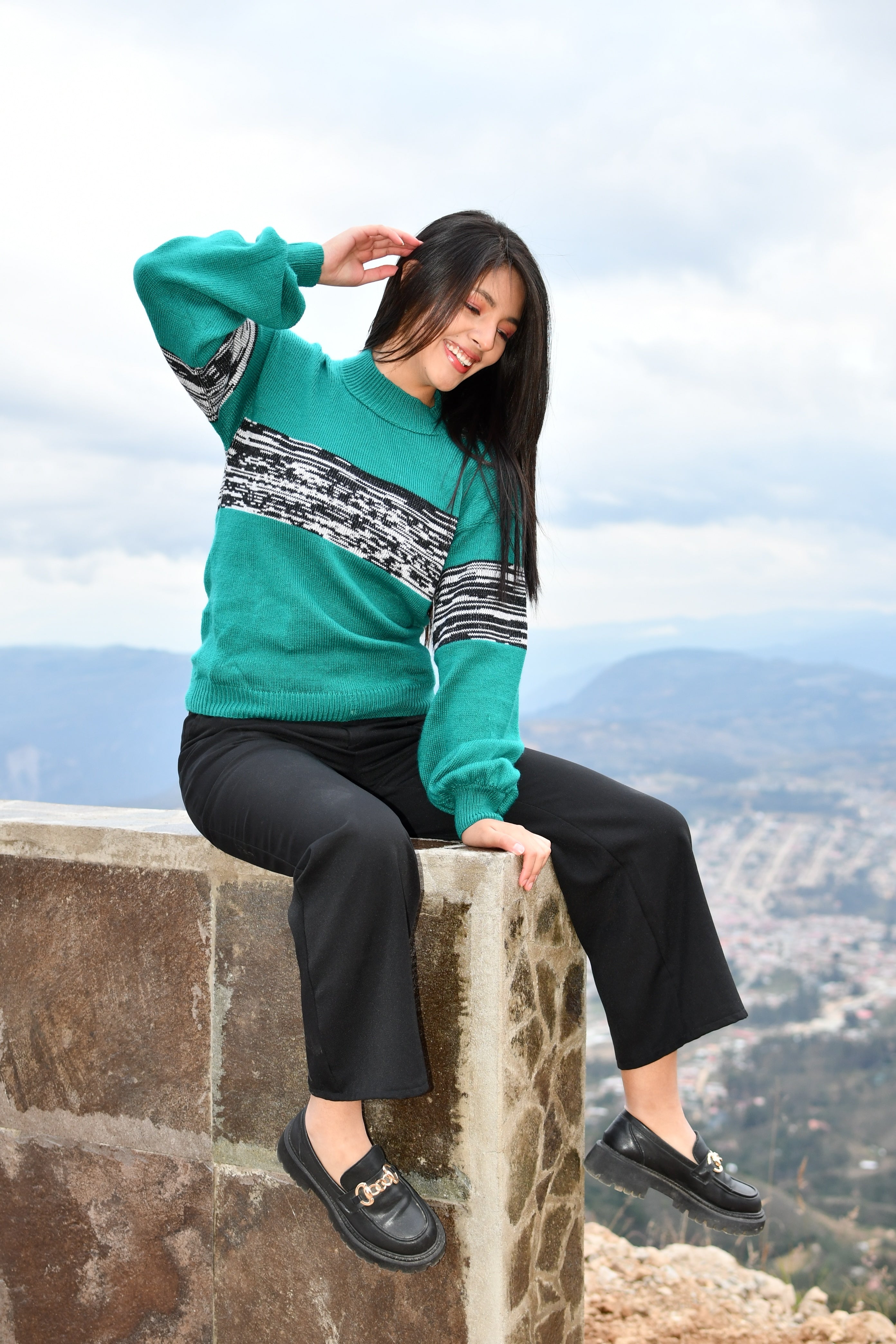 Turquoise Alpacril Wool Sweater Knitted with Sticks