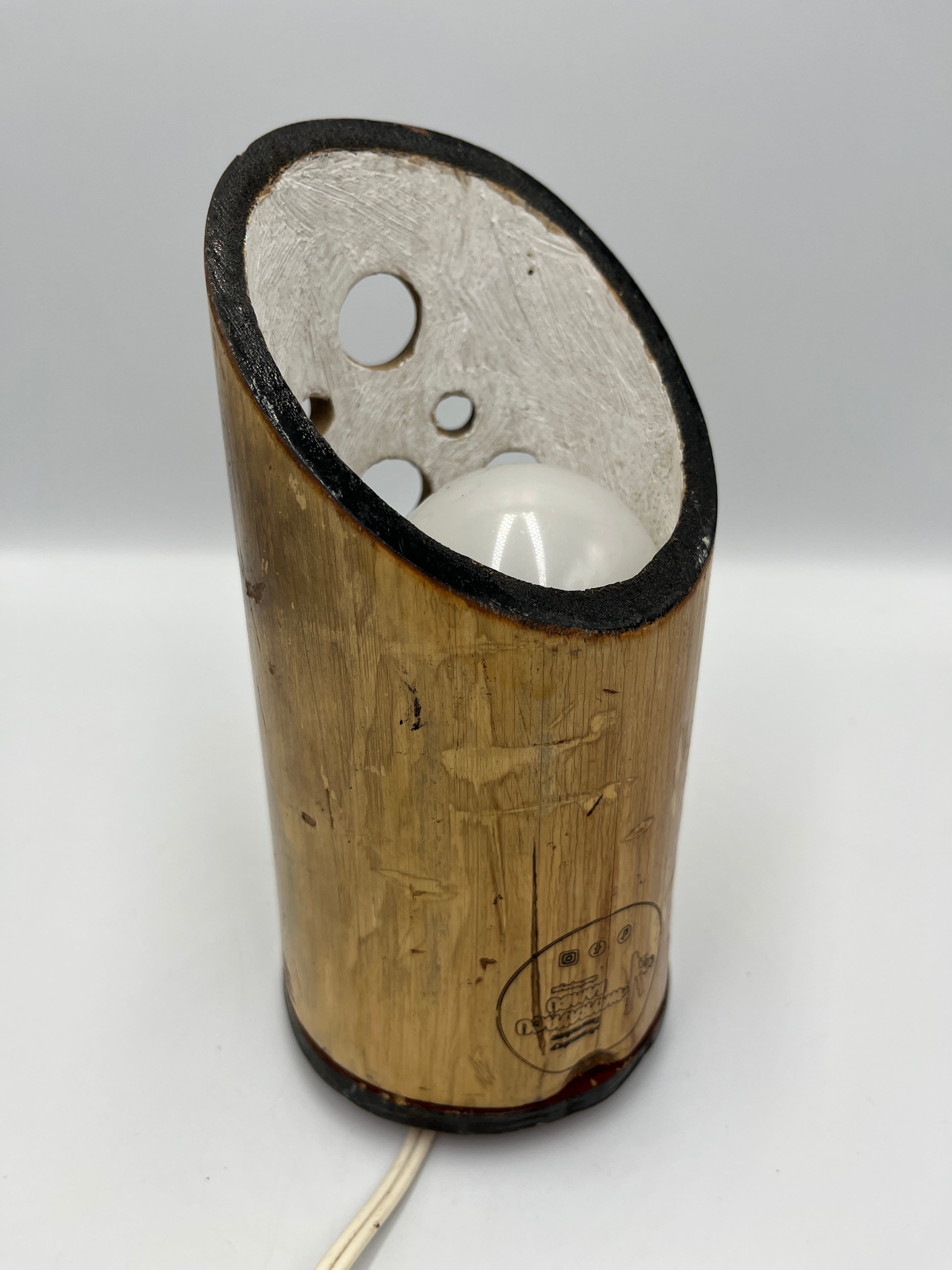 Lámpara Colgante Cilíndrica con Perforaciones