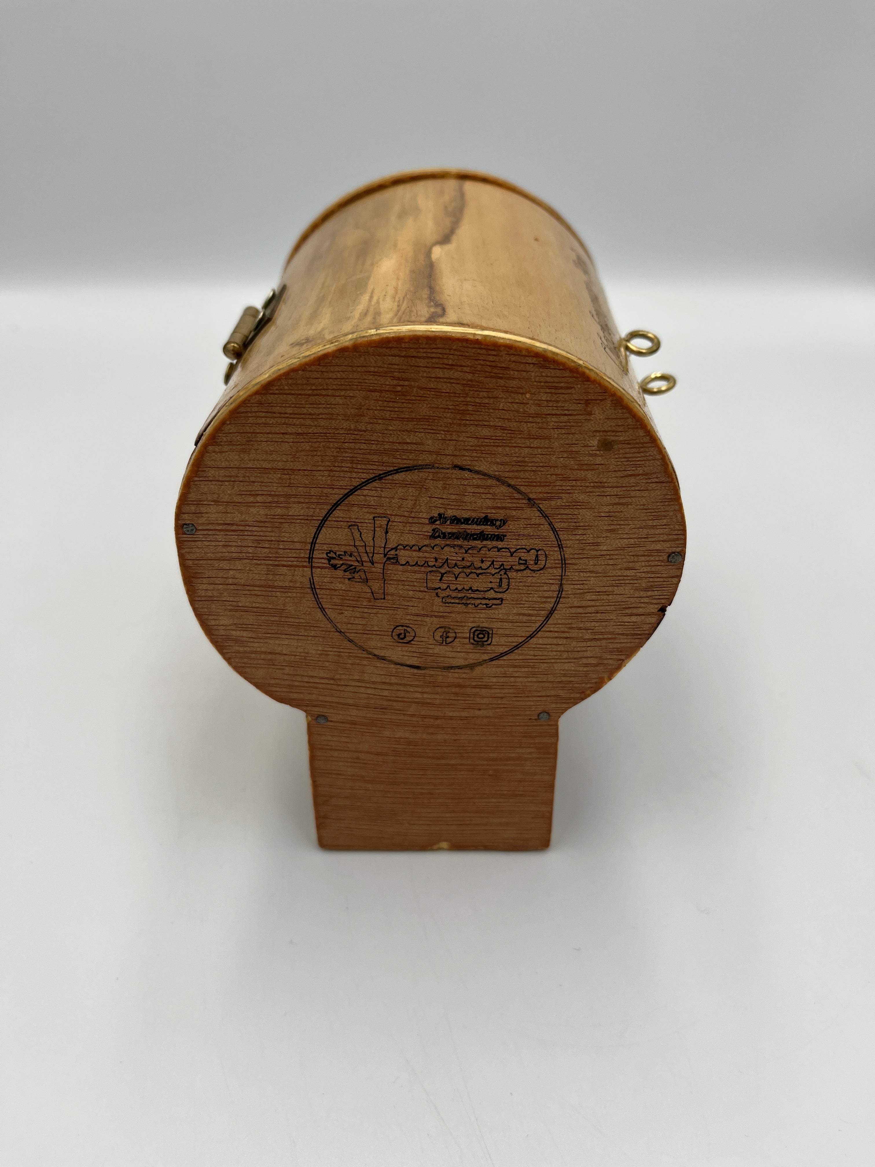 Cofre Cilíndrico de Bambú con Pirograbado Chachapoyas – Perú