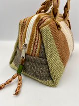 Cartera de Mano de Lana de Oveja con Franjas en Blanco, Marrón y Verde – Tejido Artesanal