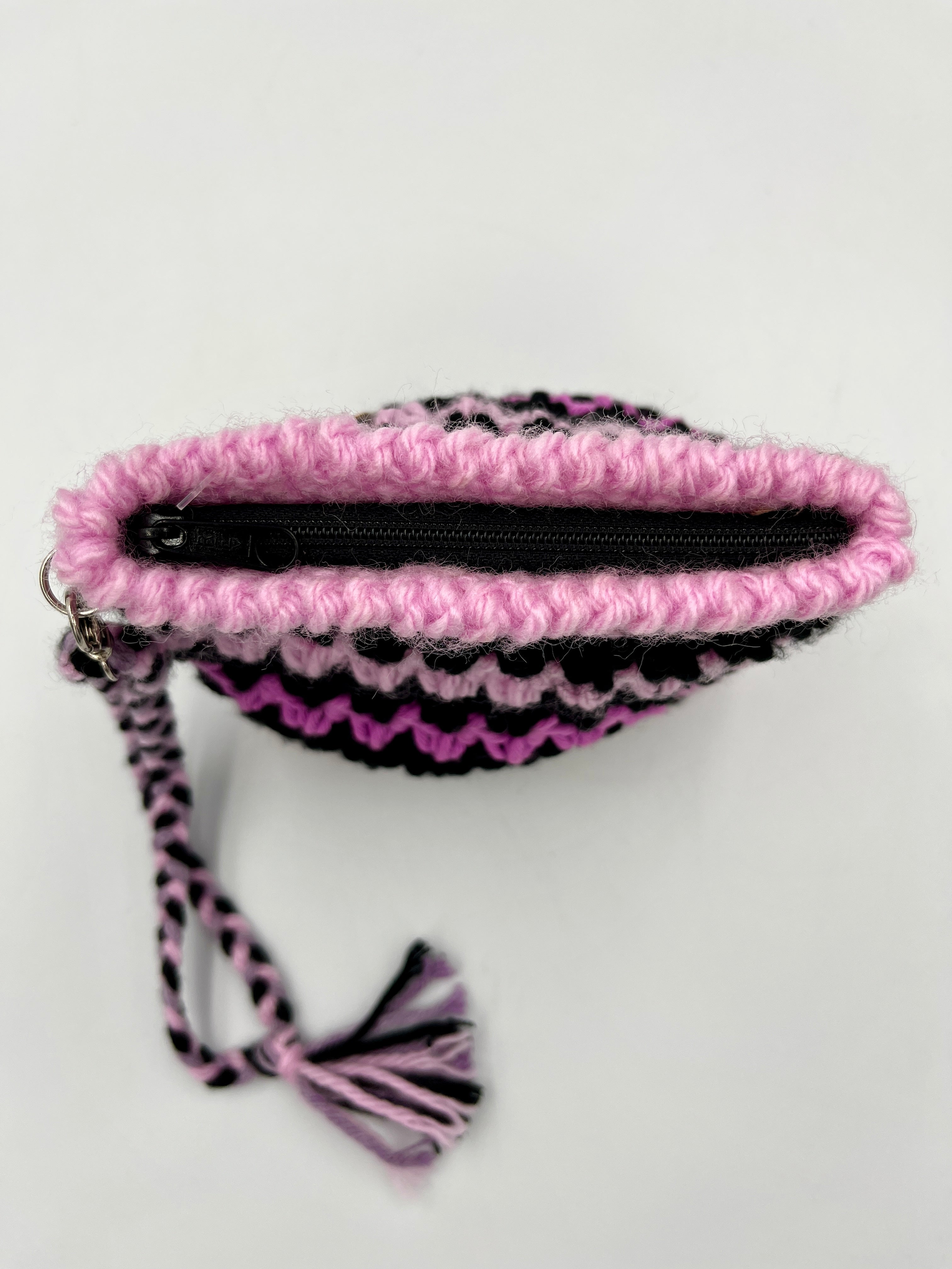 Cartera de Mano a Crochet con Base de Bio Cuero – Hecha a Mano