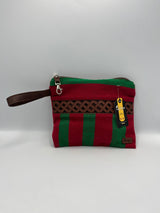 Neceser Verde con Rojo y Aplique de Bio-Cuero