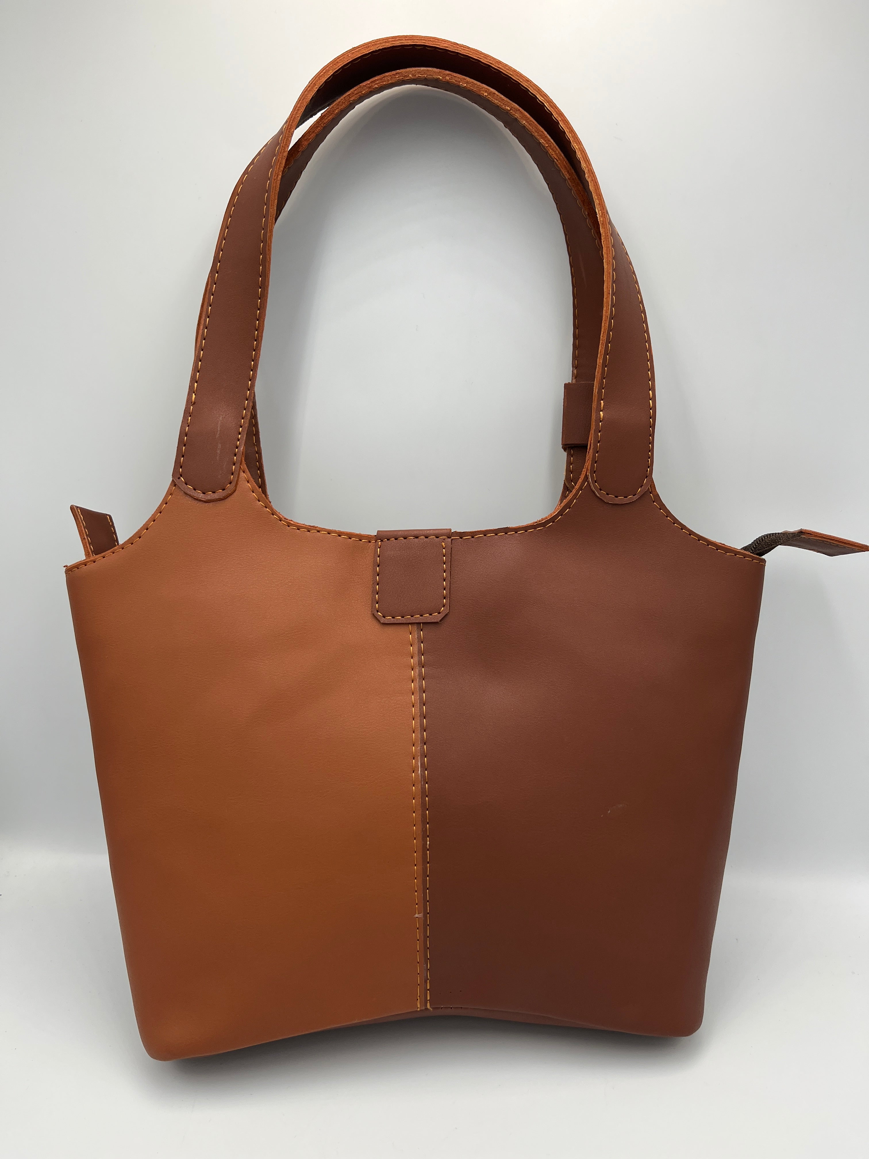 Cartera de Bio-Cuero con Diseño Gallito de las Rocas