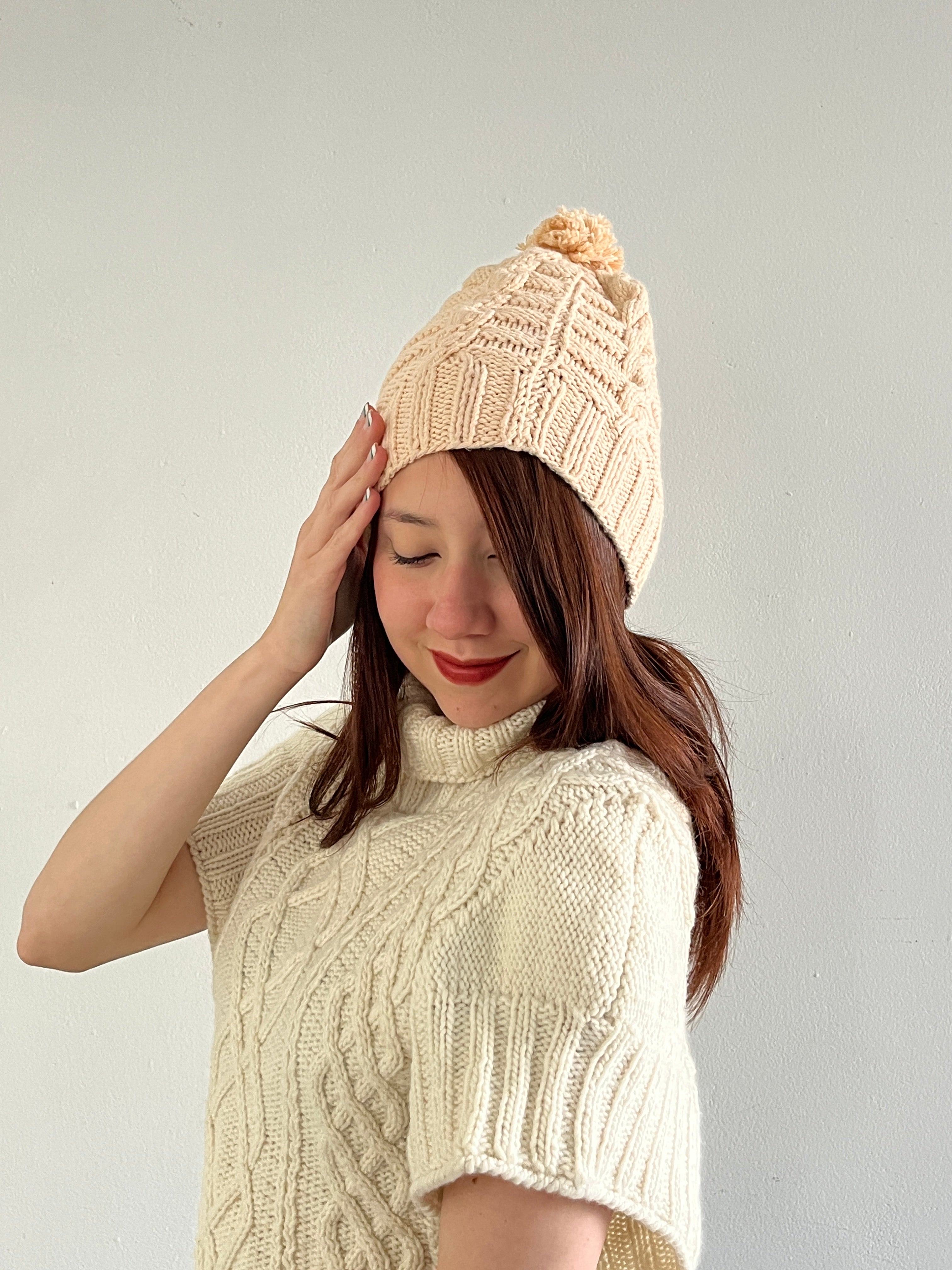 Hand-Knitted Hat with Braid Design – Beige Cotton Yarn