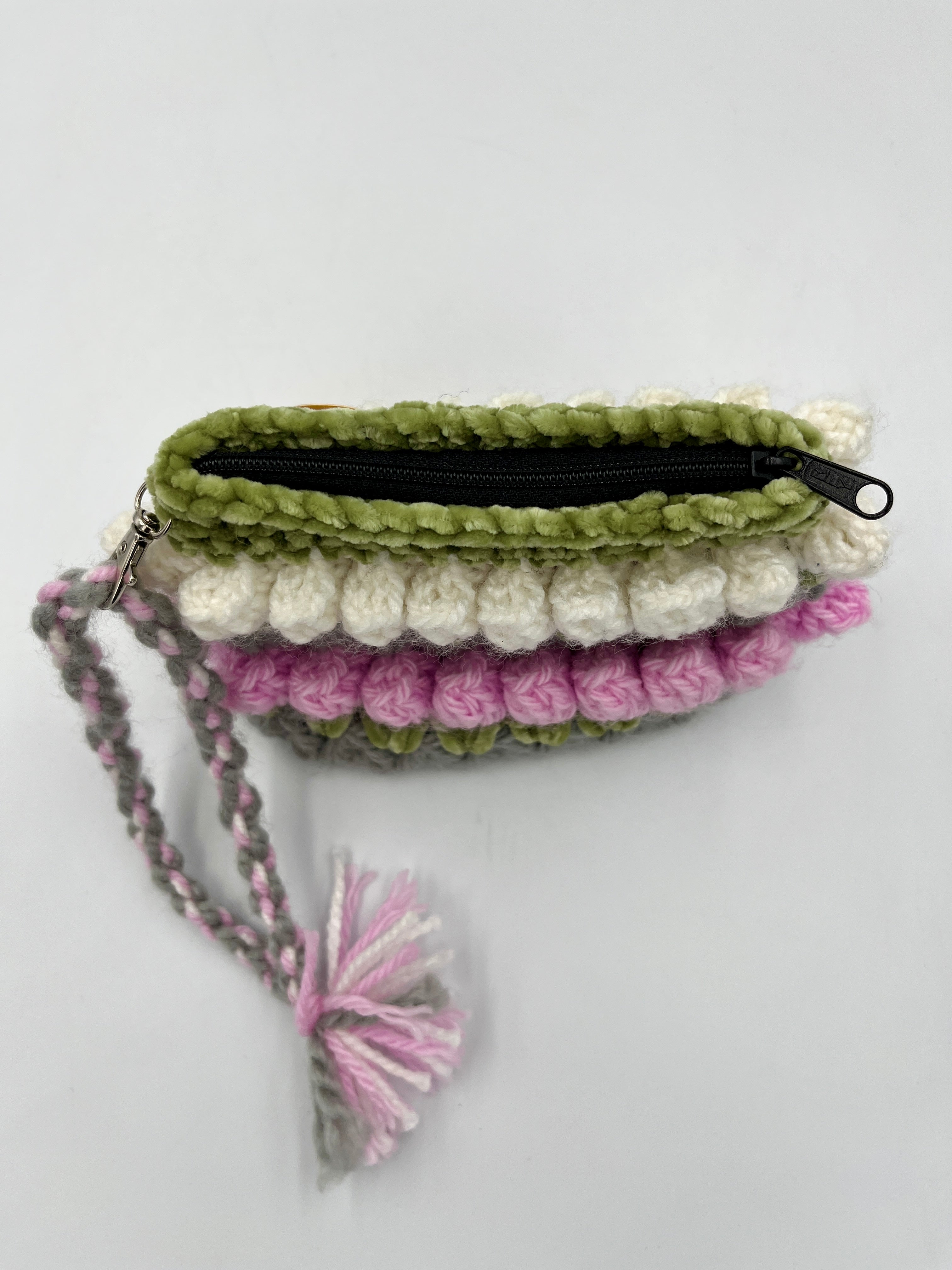 Cartera de Mano a Crochet con Base de Bio Cuero – Hecha a Mano