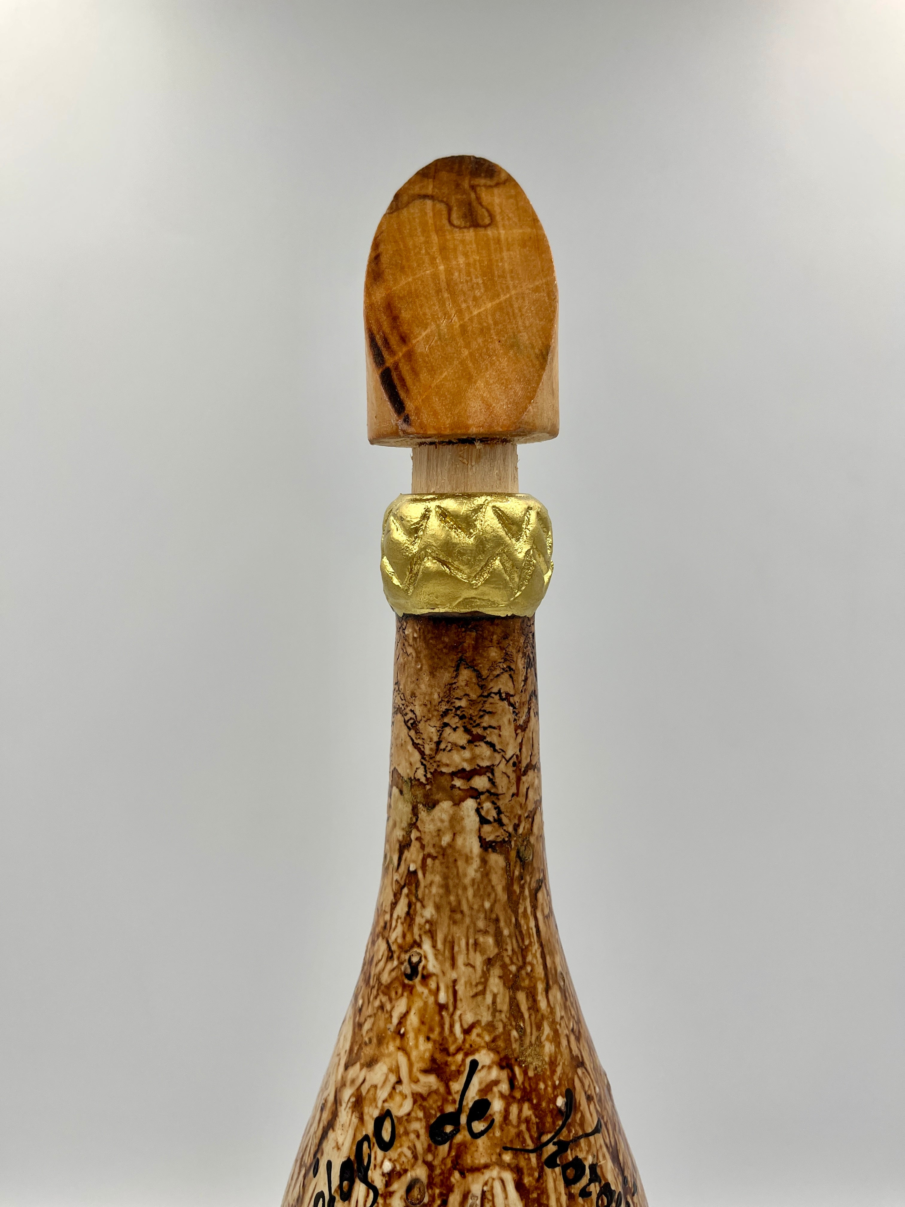 Botella decorativa 750 ml – Sarcófagos de Karajía