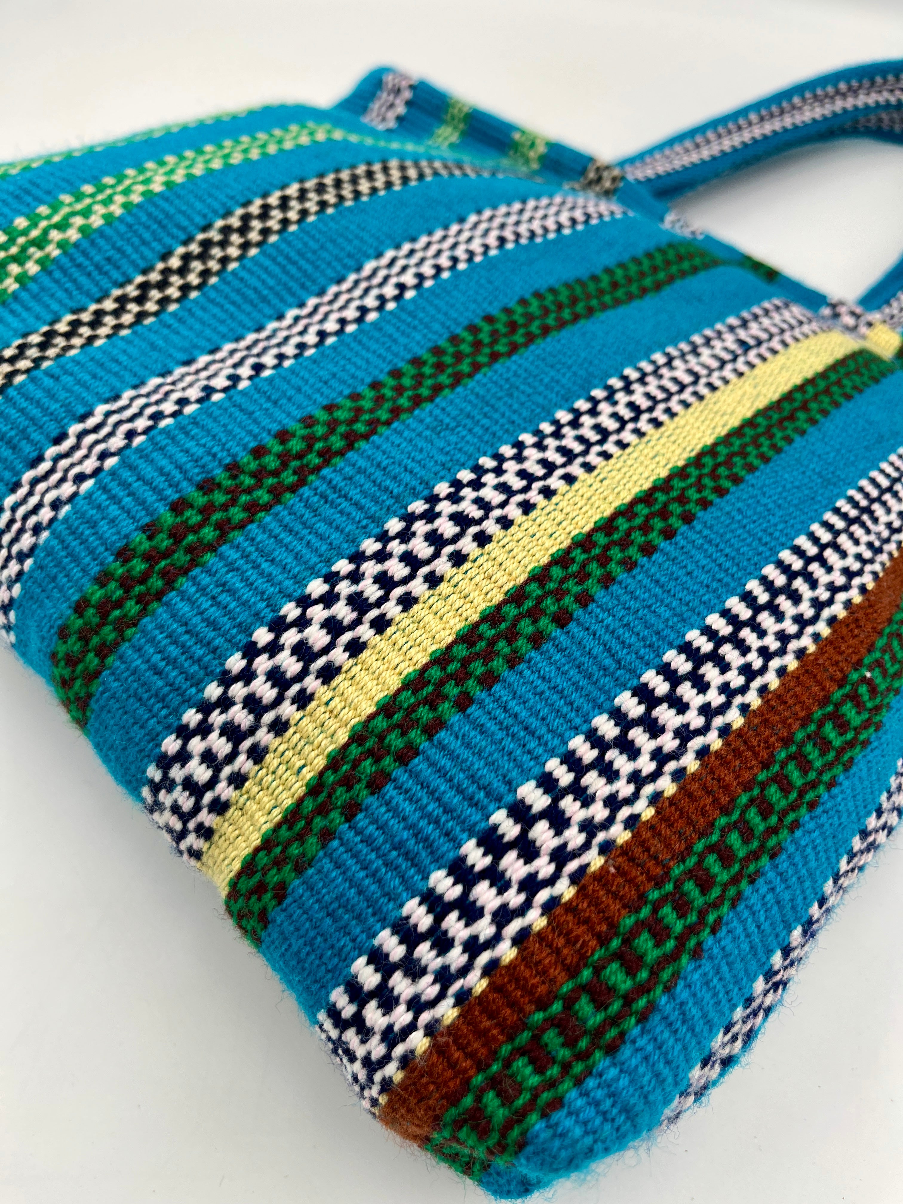 Cartera de Mano en Telar a Cintura – Hecha a Mano