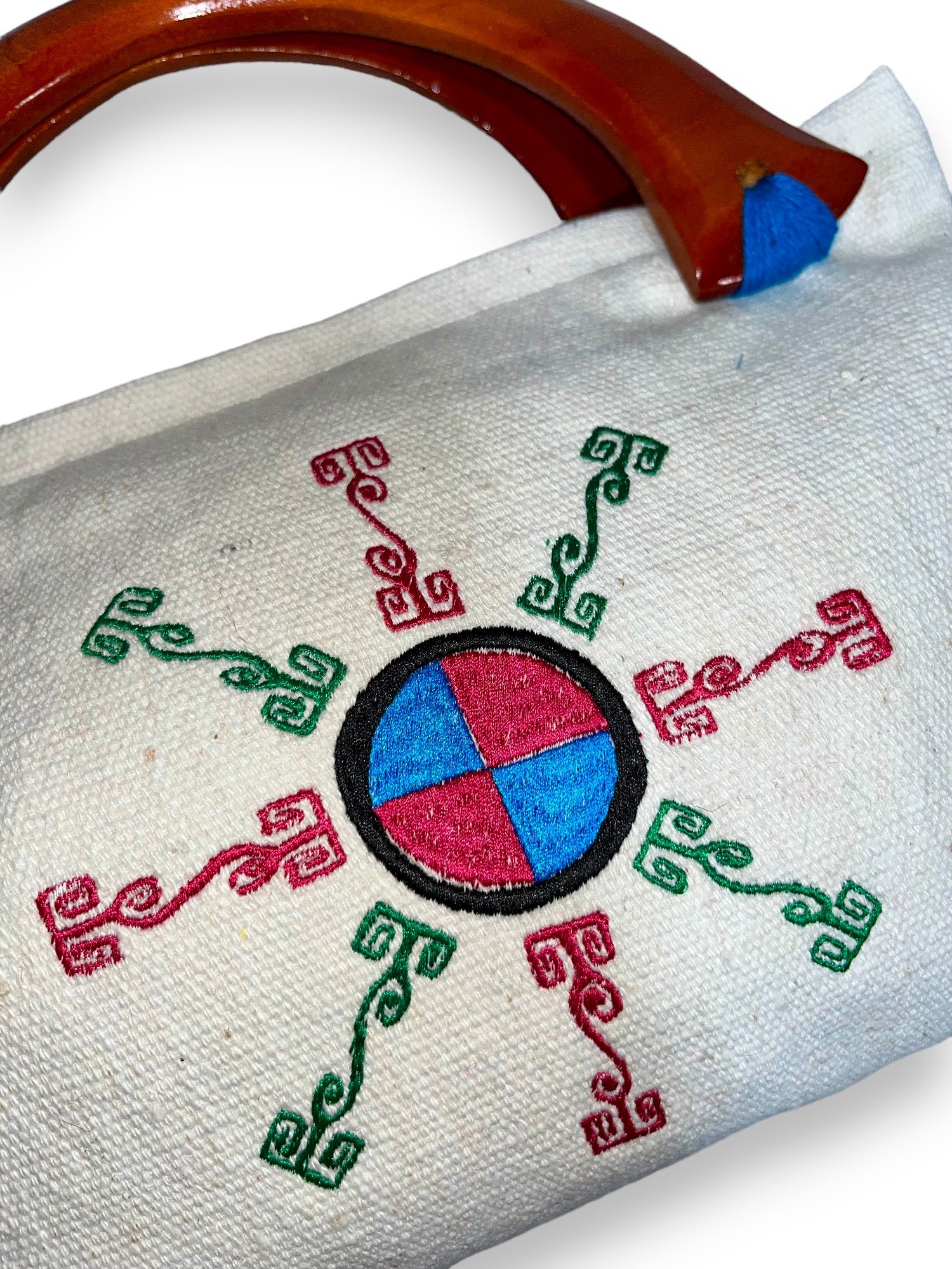 Bolso de Algodón Nativo con Bordado Iconográfico