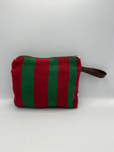 Neceser Verde con Rojo y Aplique de Bio-Cuero