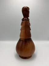 Botella de Madera Tallada y Pintada a Mano con Diseño de Sarcófago de Karajía