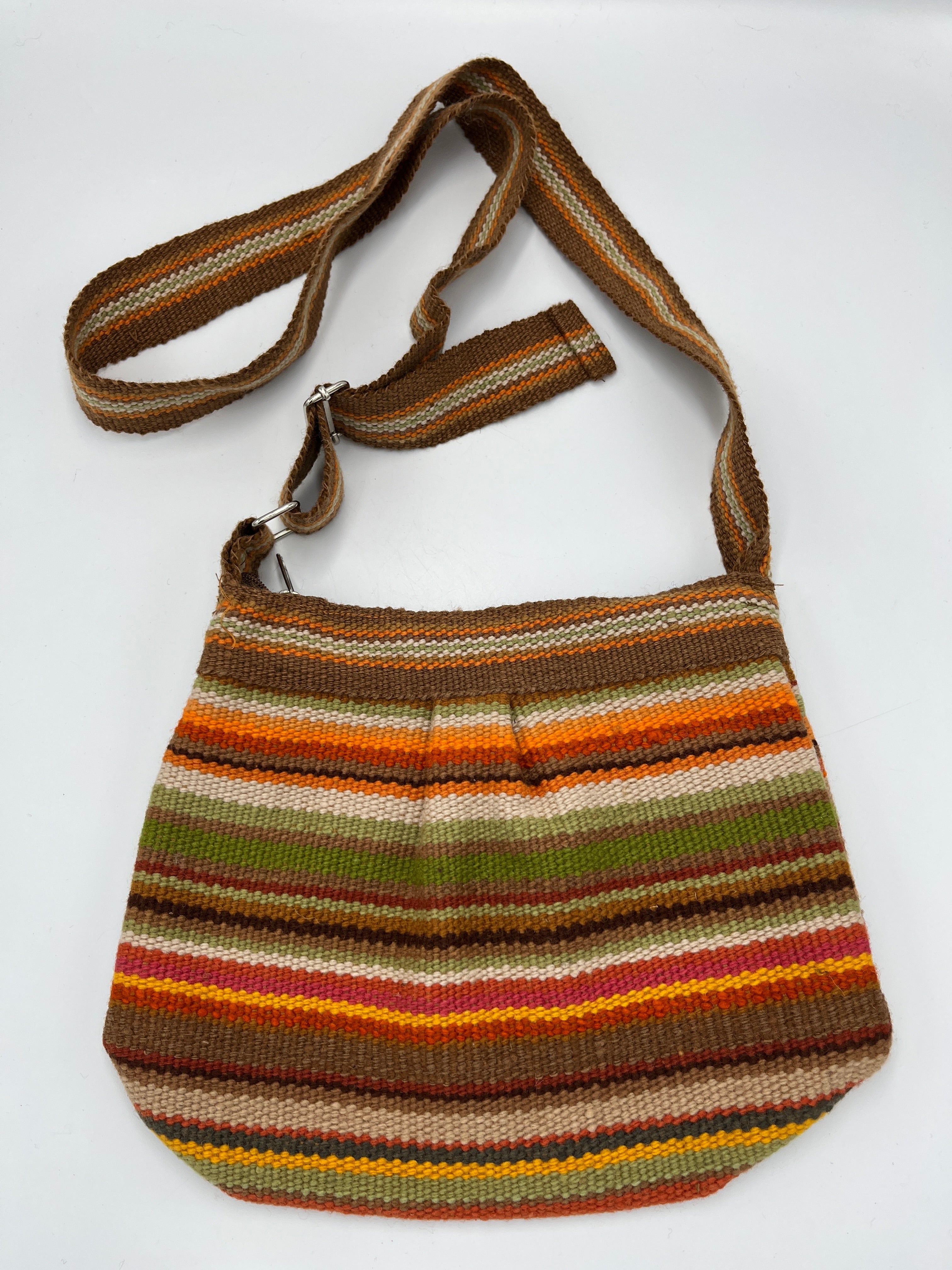 Bolso Artesanal de Tira Larga en Telar a Cintura de Lana de Oveja