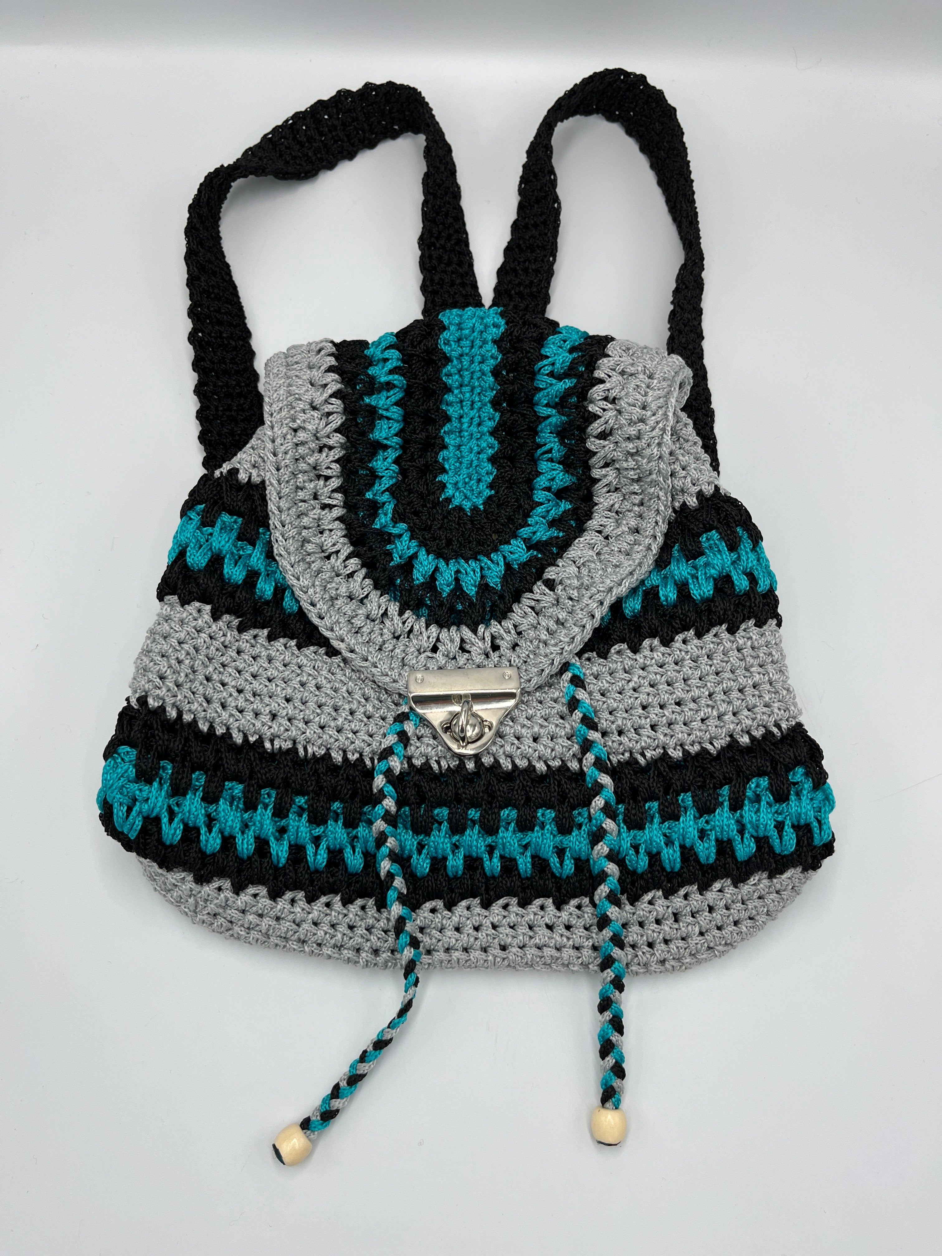 Mochila Artesanal a Crochet de Hilo Cola de Rata