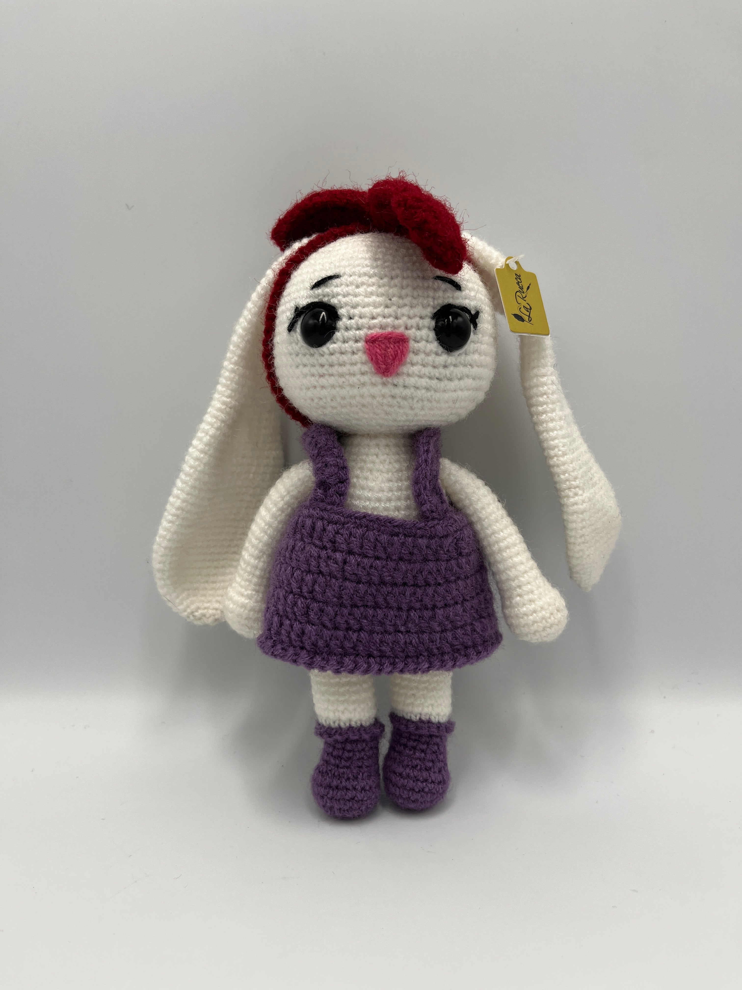 Conejita Amigurumi con Vestido Morado Tejida a Crochet